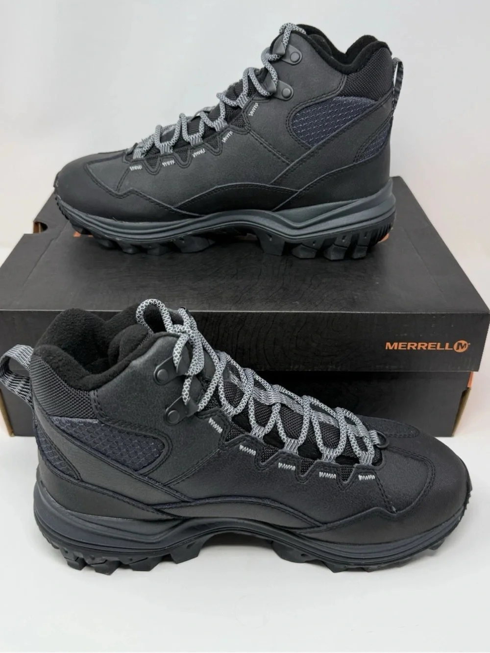 Merrell Thermo Chill Mid Waterproof Hiking Boots Women’s Size 8.5W New $130